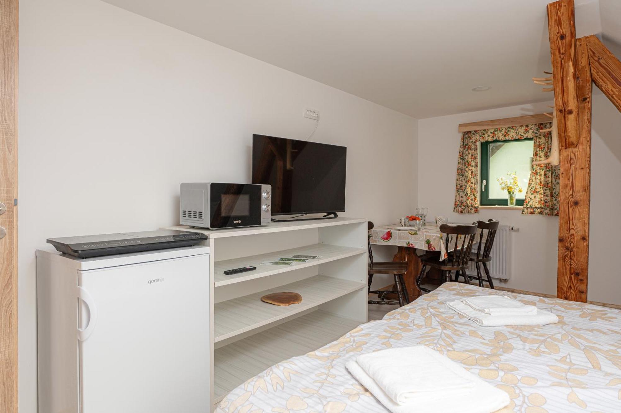 Zelena Hisa Pri Bjov Apartman Bohinjska Bela Kültér fotó